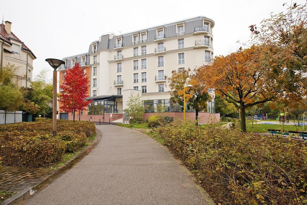 Residhome Neuilly Bords De Marne Exterior foto