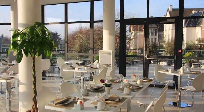 Residhome Neuilly Bords De Marne Exterior foto